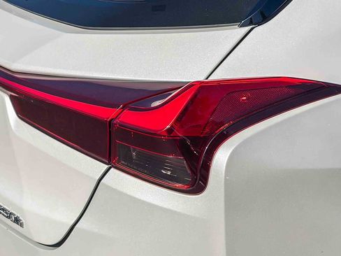 Used 2020 Lexus UX 250h w/ Accessory Package image 8