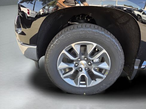New 2026 Chevrolet Silverado 1500 LT image 25