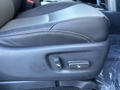 Used 2022 Toyota 4Runner SR5 Premium w/ Moonroof Package RWD image 57