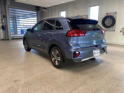 Used 2020 Kia Niro EX Premium image 10