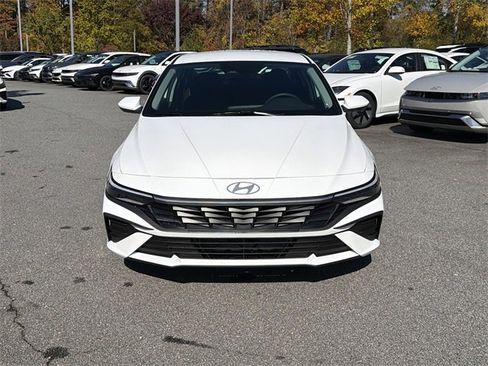 New 2026 Hyundai Elantra Blue image 2