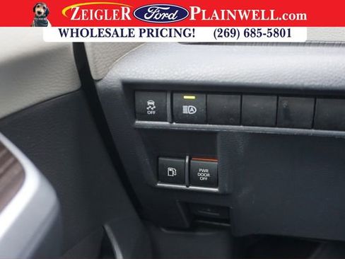 Used 2021 Toyota Sienna LE image 24