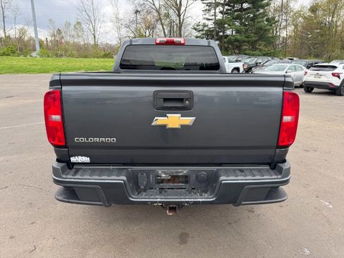 Used 2016 Chevrolet Colorado W/T w/ WT Convenience Package AWD/4WD image 4
