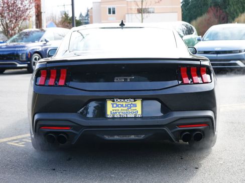 Used 2024 Ford Mustang GT Premium image 7