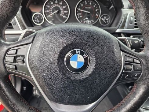Used 2017 BMW 330i Sedan RWD image 10