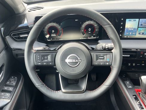 New 2025 Nissan Kicks SR w/ SR Premium Package image 22