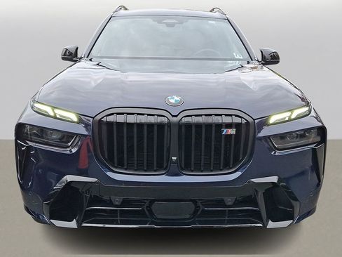 Used 2026 BMW X7 M60i w/ Executive Package image 2
