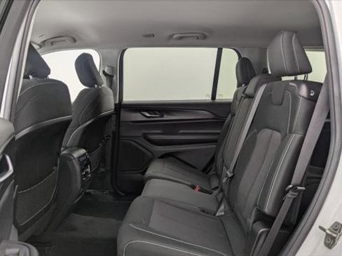 Used 2023 Jeep Grand Cherokee L Laredo w/ Luxury Tech Group I image 17