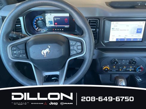 Used 2022 Ford Bronco 4-Door AWD/4WD image 14