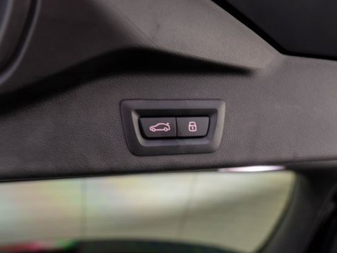 Certified 2025 BMW X5 xDrive50e w/ M Sport Package image 33