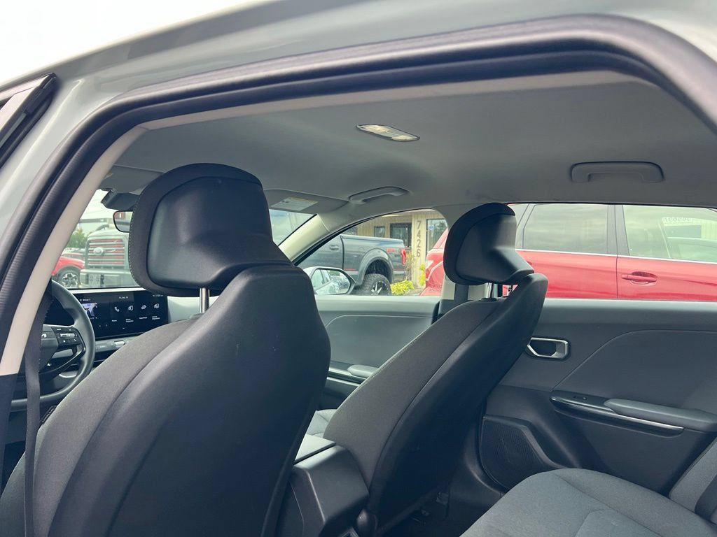Certified 2025 Kia K4 FWD image 9