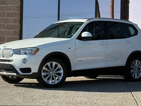 Used 2017 BMW X3 xDrive28i AWD/4WD image 3