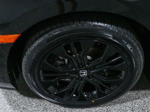 Used 2025 Honda Odyssey Sport-L image 11