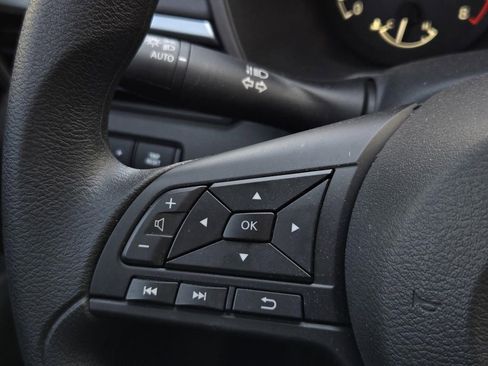 Used 2025 Nissan Altima 2.5 S image 25