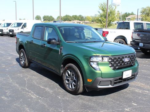 New 2025 Ford Maverick XLT w/ Equipment Group 301A image 7