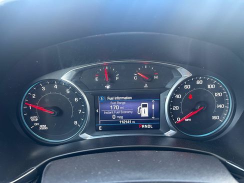 Used 2022 Chevrolet Equinox RS FWD image 9