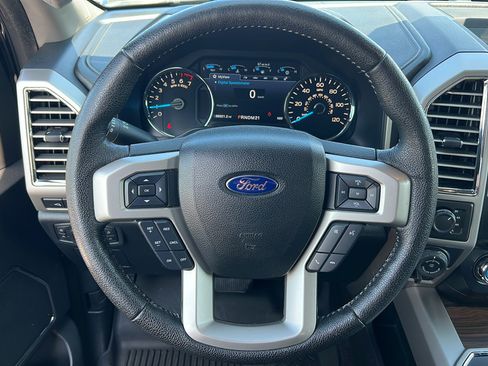 Used 2016 Ford F150 Lariat AWD/4WD image 15