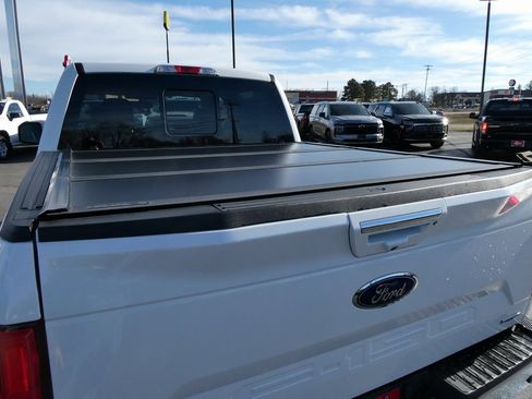 Used 2020 Ford F150 Lariat image 8