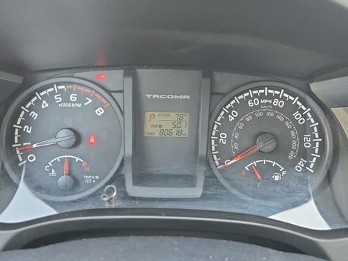 Used 2017 Toyota Tacoma SR RWD image 15