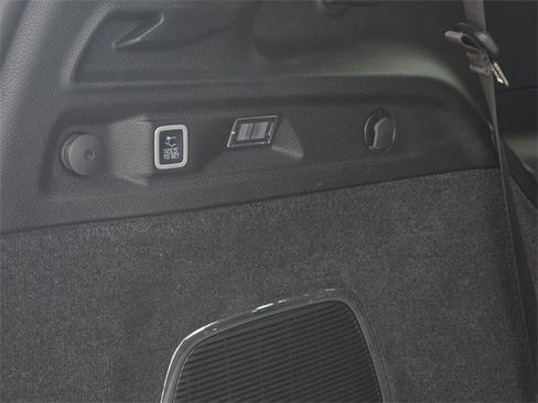 Used 2022 Jeep Grand Cherokee L Overland image 14