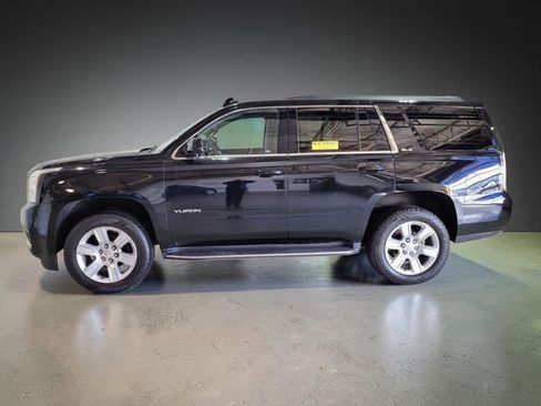 Used 2016 GMC Yukon SLE w/ HD Trailering Package image 18