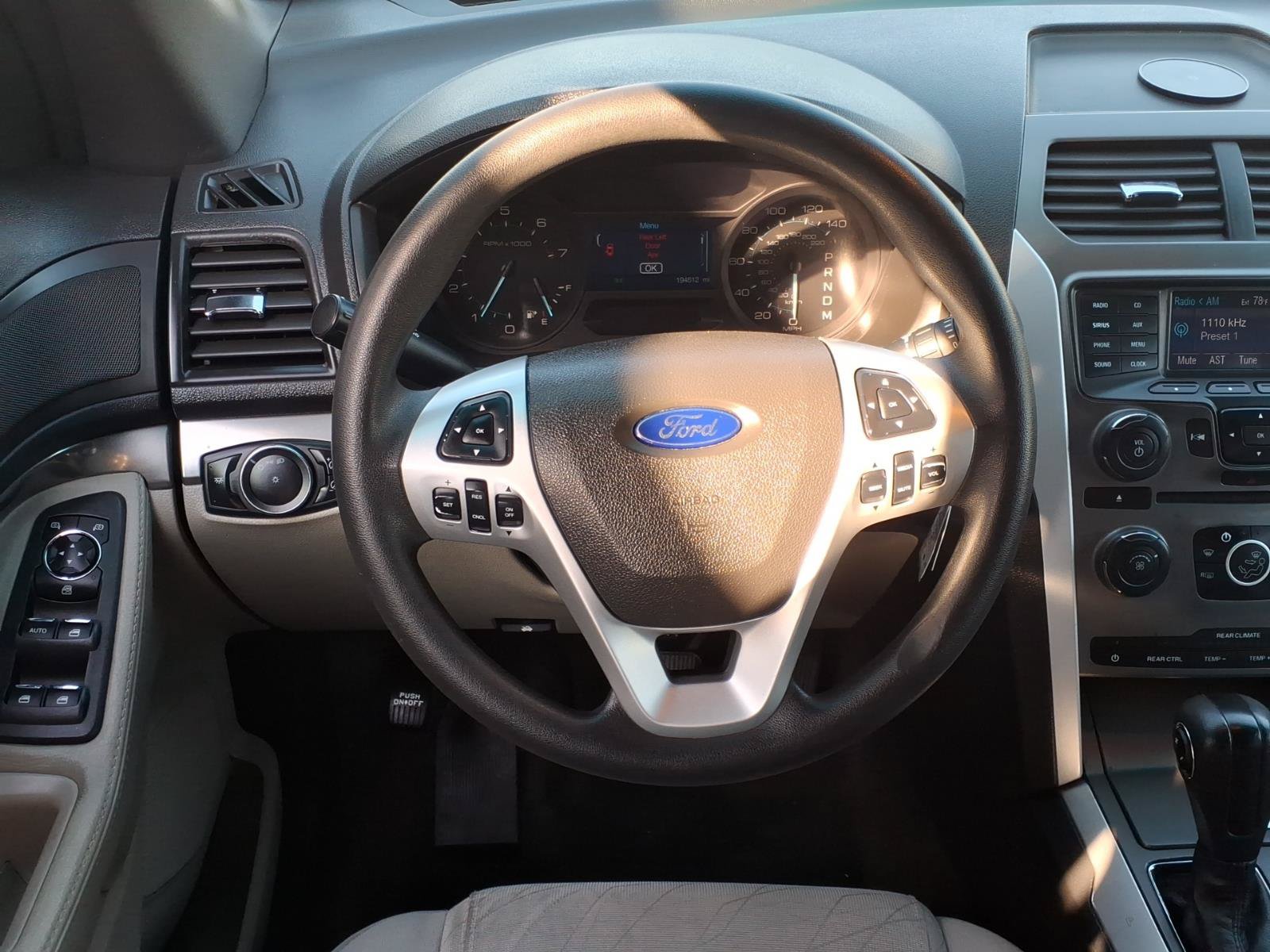 Used 2013 Ford Explorer FWD image 4