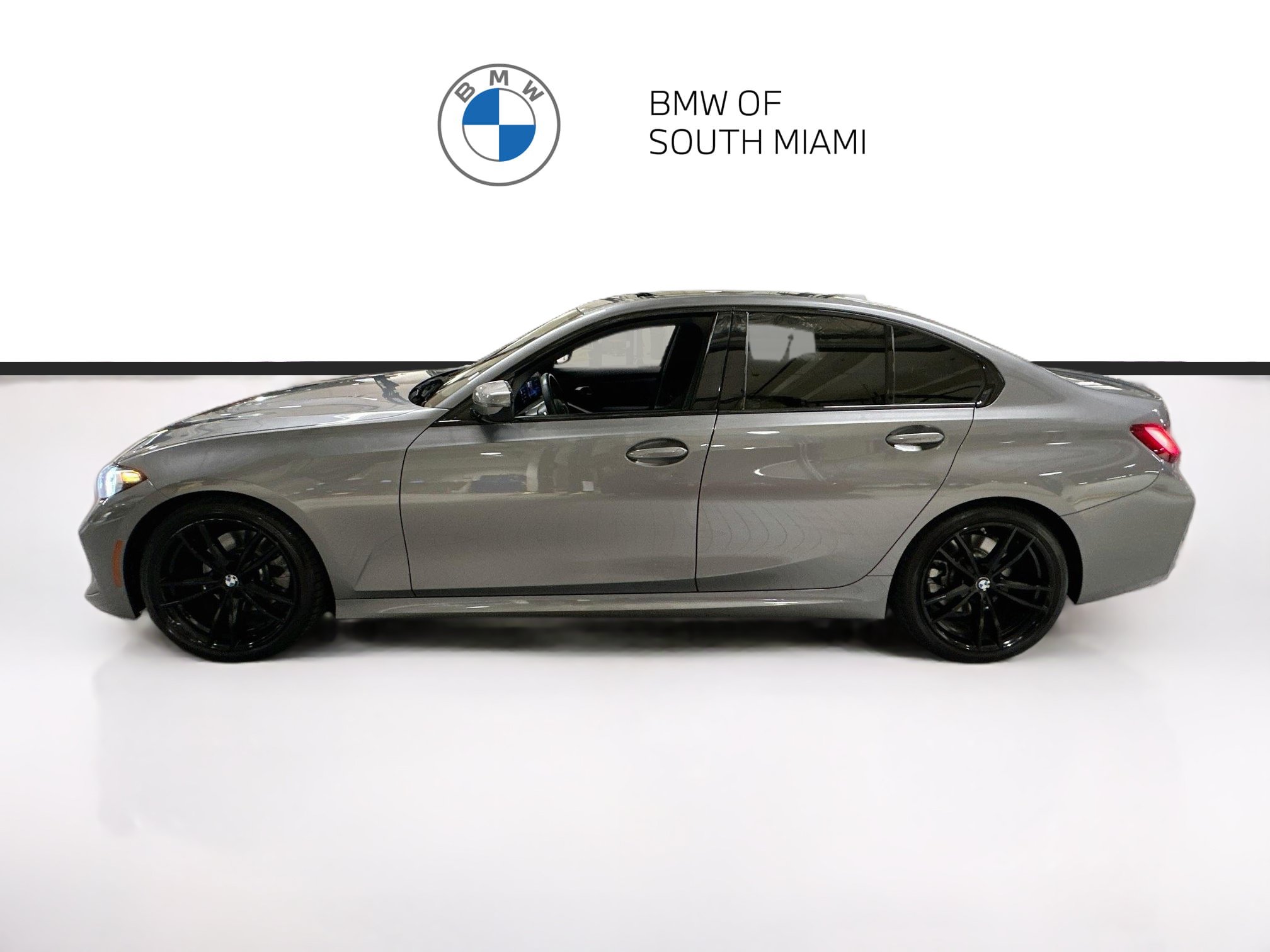 Certified 2024 BMW 330i Sedan w/ M Sport Package RWD image 4