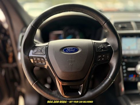 Used 2017 Ford Explorer Sport w/ Equipment Group 401A AWD/4WD image 17