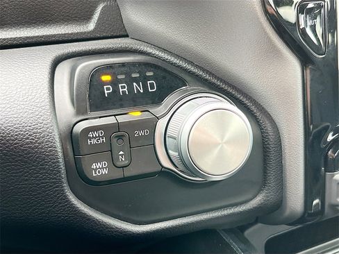 Used 2024 RAM 2500 Laramie w/ Night Edition image 17