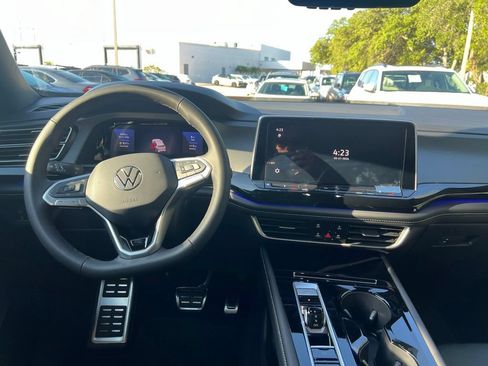 New 2026 Volkswagen Atlas Cross Sport SEL R-Line AWD/4WD image 53