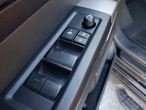 Used 2024 Toyota Tundra SR5 image 21