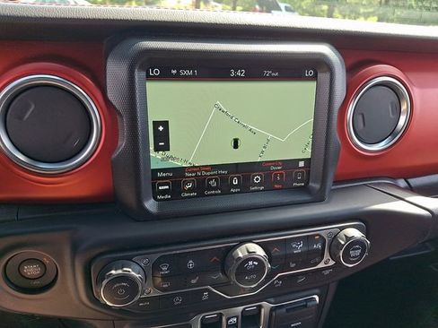 Used 2021 Jeep Wrangler Unlimited Rubicon AWD/4WD image 17