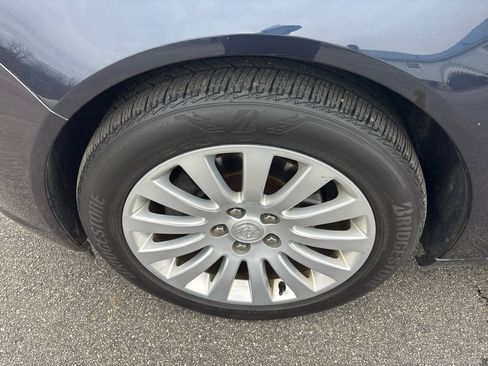 Used 2013 Buick Regal Premium image 26