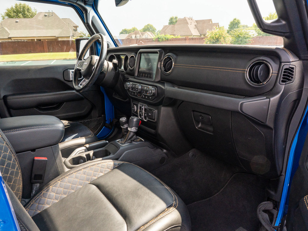 Used 2022 Jeep Gladiator Overland AWD/4WD image 18