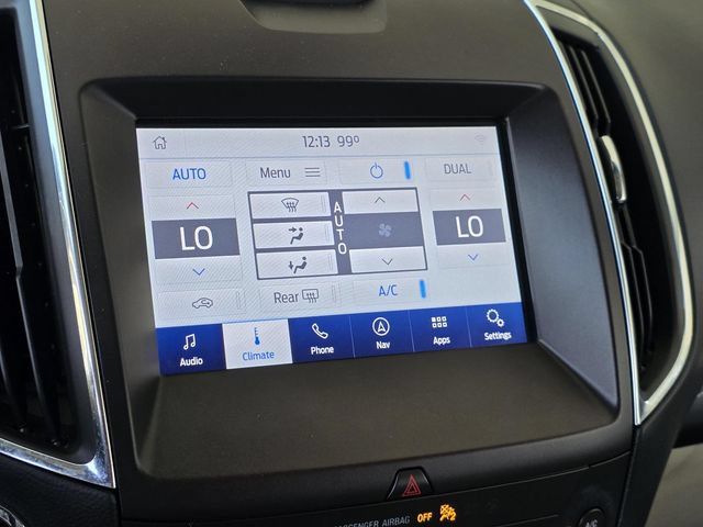 Used 2020 Ford Edge Titanium FWD image 17