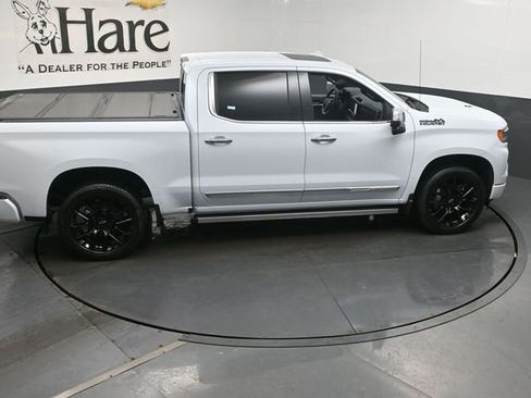 New 2026 Chevrolet Silverado 1500 High Country AWD/4WD image 17