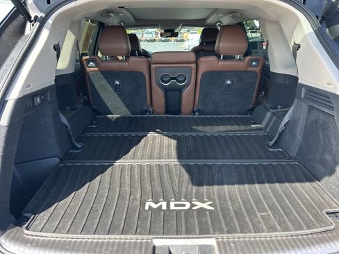 Used 2024 Acura MDX SH-AWD w/ Advance Package image 18