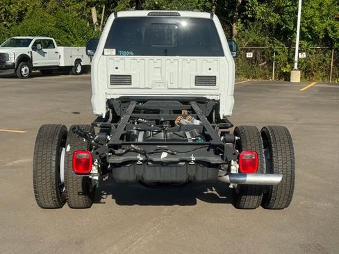 New 2025 Ford F550 4x4 Crew Cab Super Duty w/ XL Chrome Package image 11