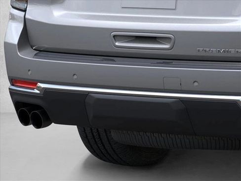 New 2026 Chevrolet Suburban Premier image 14