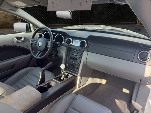 Used 2007 Ford Mustang GT RWD image 19