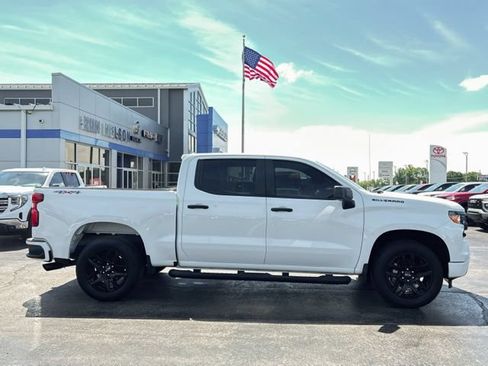 Used 2022 Chevrolet Silverado 1500 Custom w/ Rally Edition AWD/4WD image 12