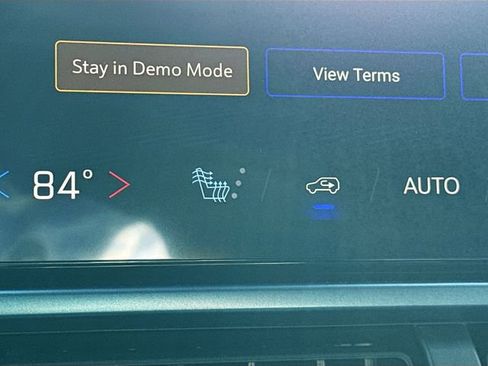 New 2026 Chevrolet Equinox EV LT image 21