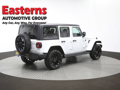 Used 2023 Jeep Wrangler Unlimited Sahara w/ Dual Top Group AWD/4WD image 43