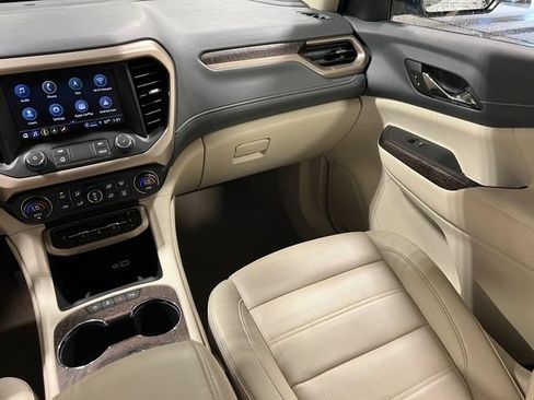 Used 2023 GMC Acadia Denali AWD/4WD image 35