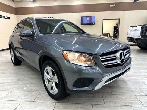 Used 2018 Mercedes-Benz GLC 300 image 5