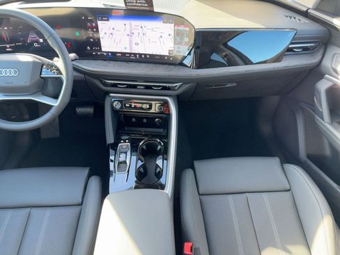 New 2025 Audi Q5 Premium Plus image 28