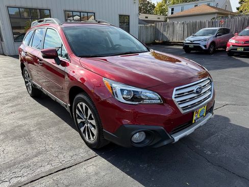 Used 2016 Subaru Outback 2.5i Limited image 2