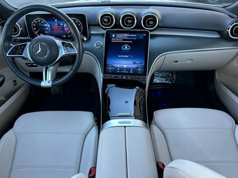 Used 2025 Mercedes-Benz C 300 4MATIC Sedan image 17