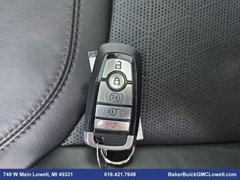 Used 2022 Ford Explorer Platinum w/ Equipment Group 601A image 38