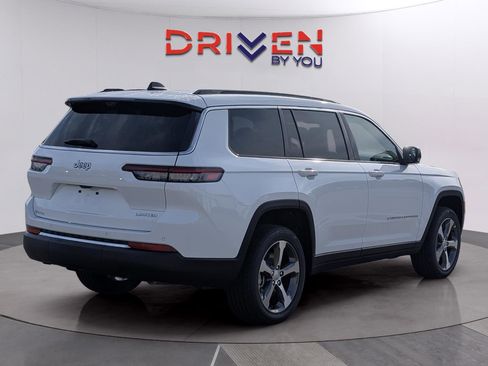 New 2025 Jeep Grand Cherokee L Limited w/ Luxury Tech Group II image 8